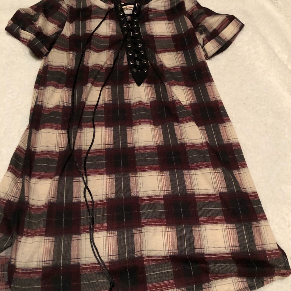 Plaid lace up shirt